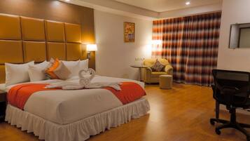 Premium Double or Twin Room, City View | Memory-foam beds, minibar, in-room safe, desk
