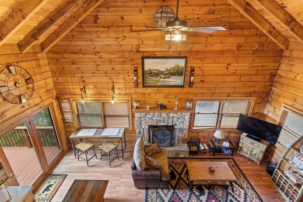 Televisor intel·ligent i llar de foc