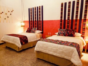 Chambre supérieure avec lits jumeaux, vue sur le jardin | AccÚs au Wi-Fi (inclus)