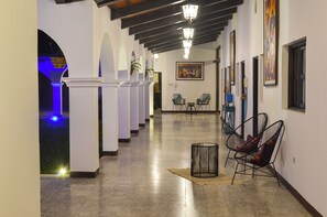 Hallway - Luna Maya Boutique Hotel (Antigua Guatemala)