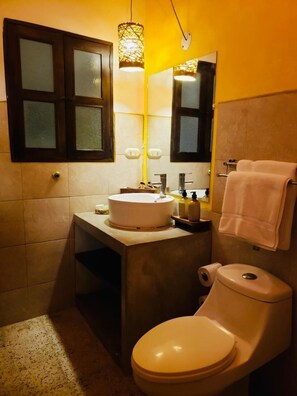 Superior Room, Garden View | Bathroom | Shower, hair dryer, towels, soap