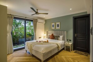 Apartment | 3 bedrooms - Luxury 3BR Duplex With Pool in Goa s Beverly Hills (Assagao)