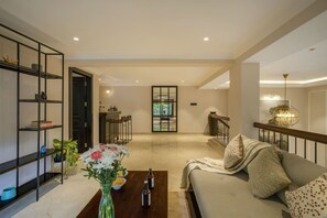 3 bedrooms - Luxury 3BR Duplex With Pool in Goa s Beverly Hills (Assagao)
