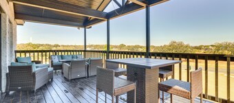 Walk to Water: Game Room at Buchanan Dam Home!