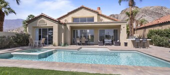 PGA WEST on Arnold Private!  On THE Course!  Pool, Hot Tub, Misting System!