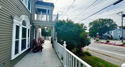 Charming Camden Condo for Two – Steps to Harbor, Dining & Main Street