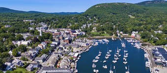 Charming Camden Condo – Steps to Harbor, Dining & Main Street