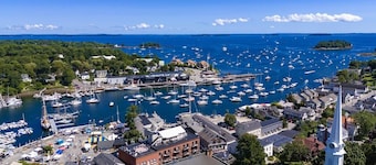 Commanders Cabin, quaint apt steps to downtown