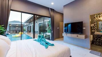 Villa, Pool View | 5 bedrooms, free WiFi, bed sheets