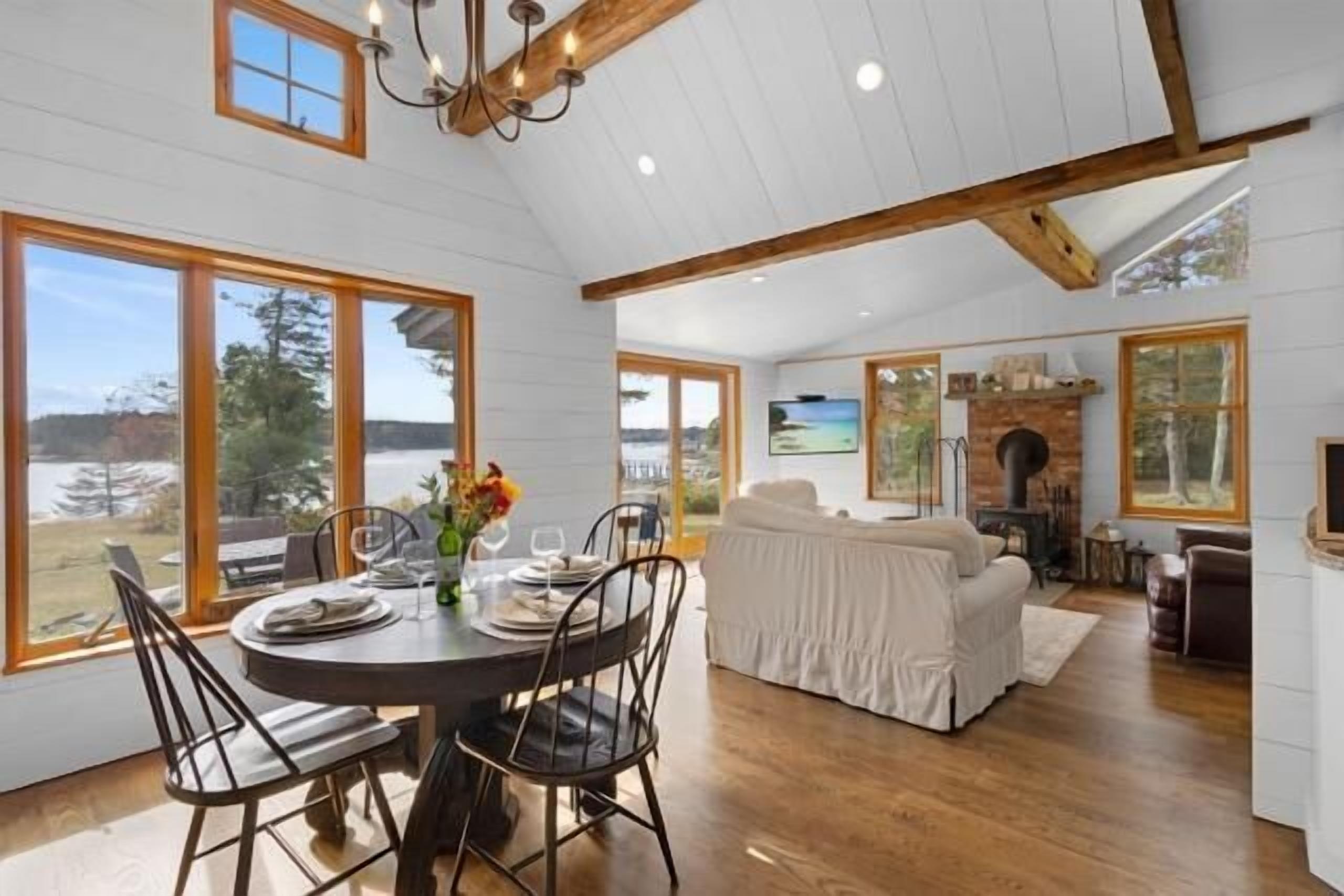 智能电视、壁炉