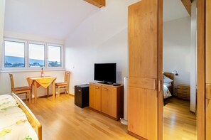 1 غرفة نوم وواي فاي مجانًا وملاءات أسرّة