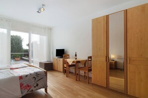1 habitación, wifi gratis y ropa de cama