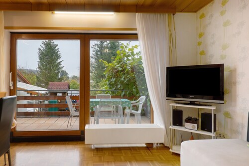 Ferienwohnung Bender" mit Gemeinschaftsgarten, Balkon und Wi-Fi