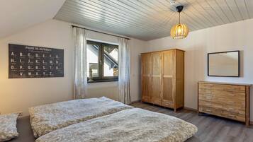 2 habitaciones, tabla de planchar con plancha y wifi gratis