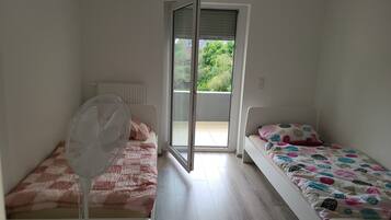 4 Schlafzimmer, kostenloses WLAN, Bettwäsche