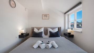 1 bedroom, free WiFi, bed sheets