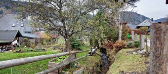 Appartamento 'A' con giardino comune, balcone e Wi-Fi