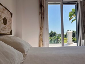 5 chambres, bureau, fer et planche à repasser, Wi-Fi