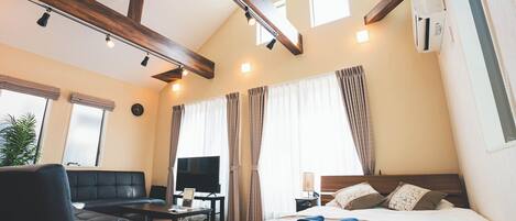 3 Schlafzimmer, Schreibtisch, Bügeleisen/Bügelbrett, Reisekinderbett