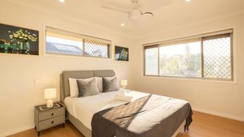 1 Schlafzimmer, Bügeleisen/Bügelbrett, Reisekinderbett, WLAN