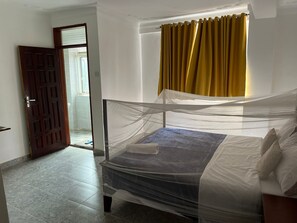 Deluxe Double Room, 1 Bedroom, Garden View - Ingrids Place Namugongo (Kampala)