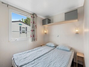 3 bedrooms, desk, internet - Prima Plus by Interhome (Tyn nad Vltavou)