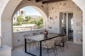 Outdoor dining - Luminus Arcus Villa I Modern villa with a private pool! (Chania)