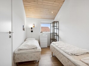 3 bedrooms, WiFi