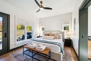 3 soverom, strykejern/-brett, wi-fi (inkludert) og sengetøy