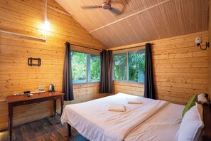Superior Cabin, Garden View | Soundproofing, free WiFi - Nasya Beachside Cottages (Benaulim)