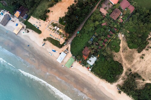 Nasya Beachside Cottages