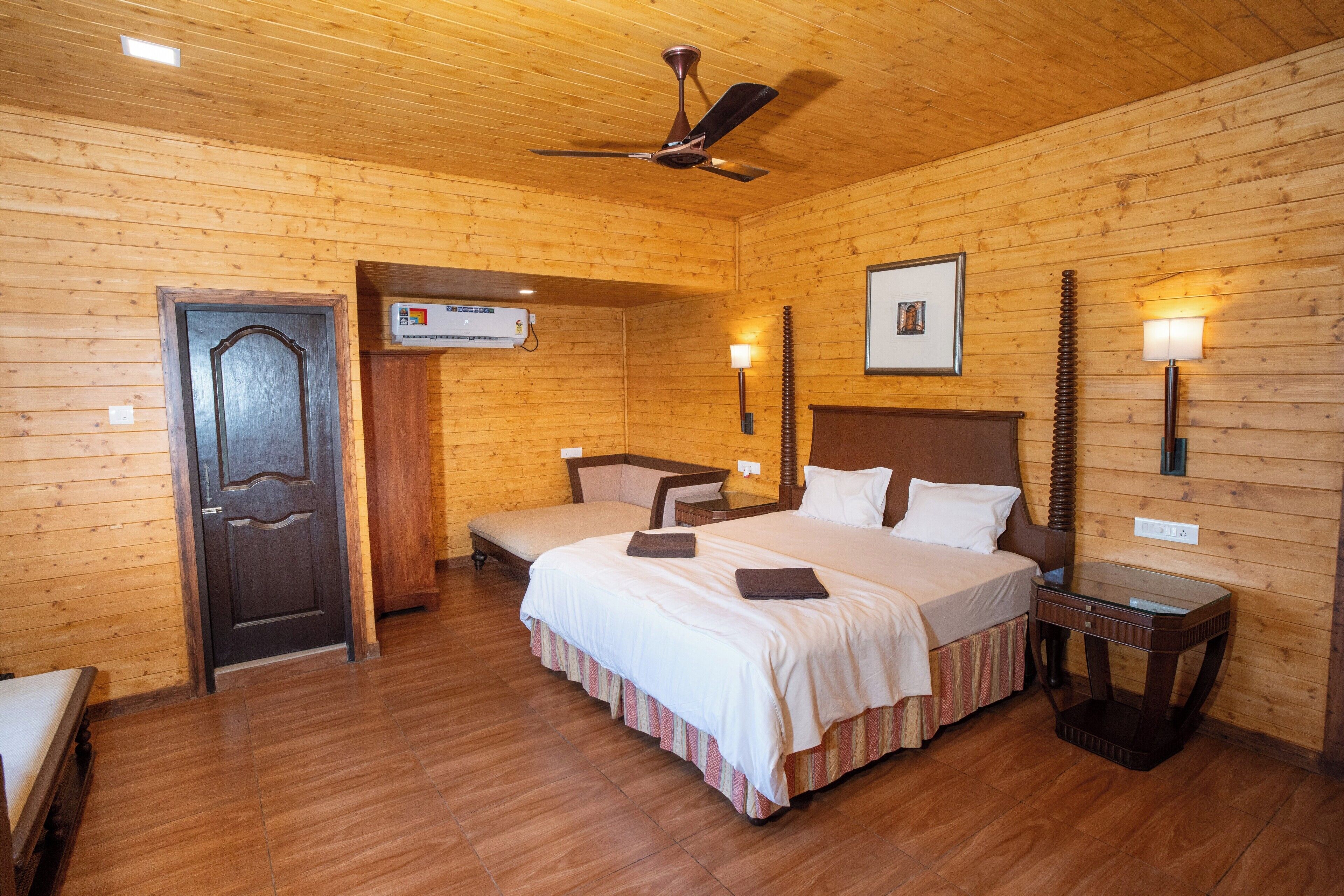 Premium Room, Garden View | Soundproofing, free WiFi