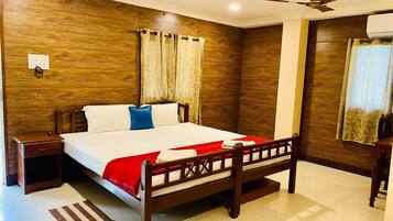 Comfort Room, Garden View | 1 bedroom, soundproofing, free WiFi