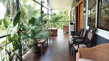 Premium Room, Garden View | Terrace/patio