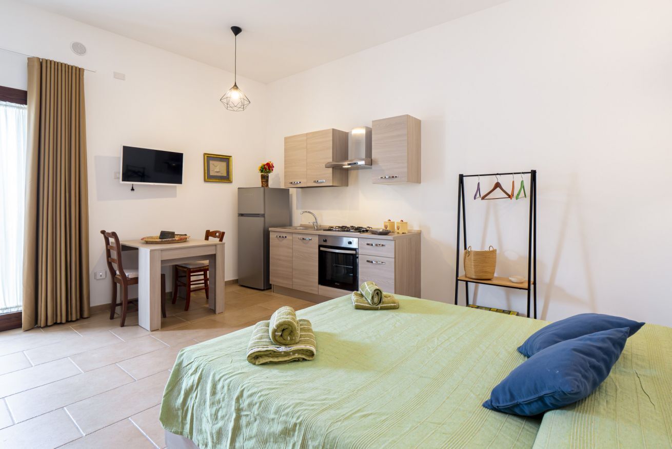 1 bedroom, iron/ironing board, WiFi