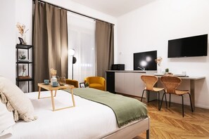 1 bedroom, iron/ironing board, WiFi, bed sheets