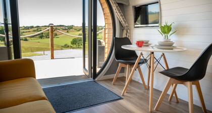 Derwen - a glamping pod with hot tub