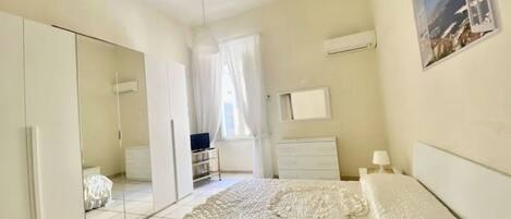 3 Schlafzimmer, Bügeleisen/Bügelbrett, Reisekinderbett, WLAN