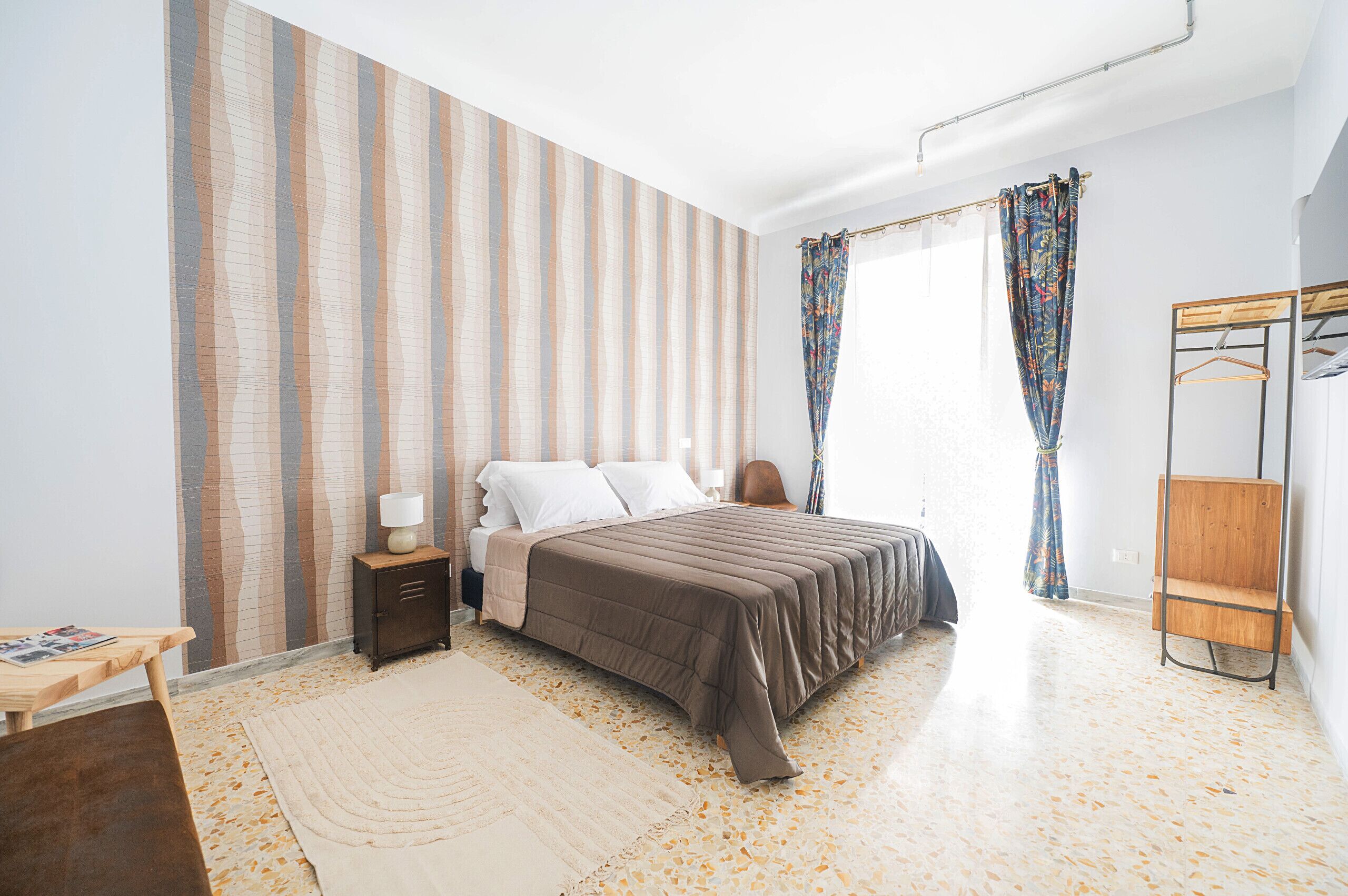 2 slaapkamers, een strijkplank/strijkijzer, gratis wifi, beddengoed