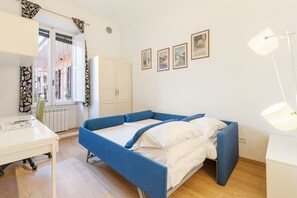 3 chambres, fer et planche à repasser, Wi-Fi gratuit, draps fournis