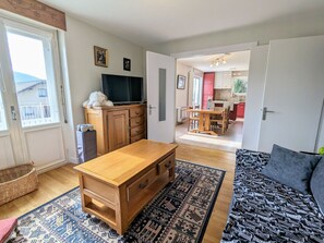 TV - Charming apartment with terrace, parking and WiFi in Gérardmer (Gérardmer)