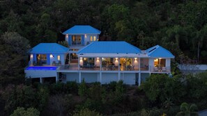 Exterior - True Story- Ocean views, Private pool, Generator & Backup Power (Cruz Bay)