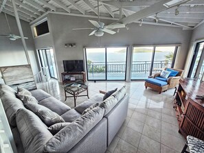 Smart-TV, Stereoanlage