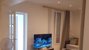 Uklassifisert bilde, 4 av 7, knapp