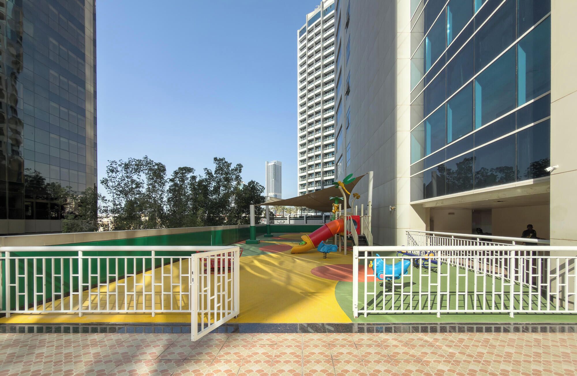 Children’s play area – outdoor