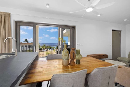 Bonaire Beach Apartment 9 with communal pool and diving facilities
