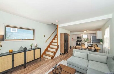 Charming 2-bedroom house with AC, WiFi in delightful Parsippany-Troy Hills
