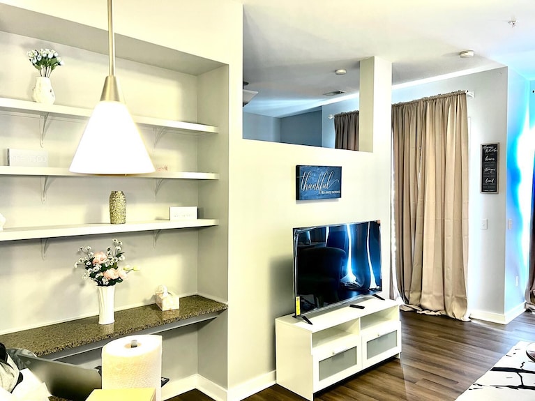 Beautiful 1-bedroom Apartment In Fabulous Charlotte With Ac, Wifi - Charlotte, NC