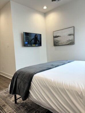 1 bedroom, iron/ironing board, WiFi, bed sheets