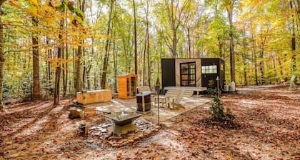 Modern Cabin right outside of Richmond with everything you need and more to truly relax.